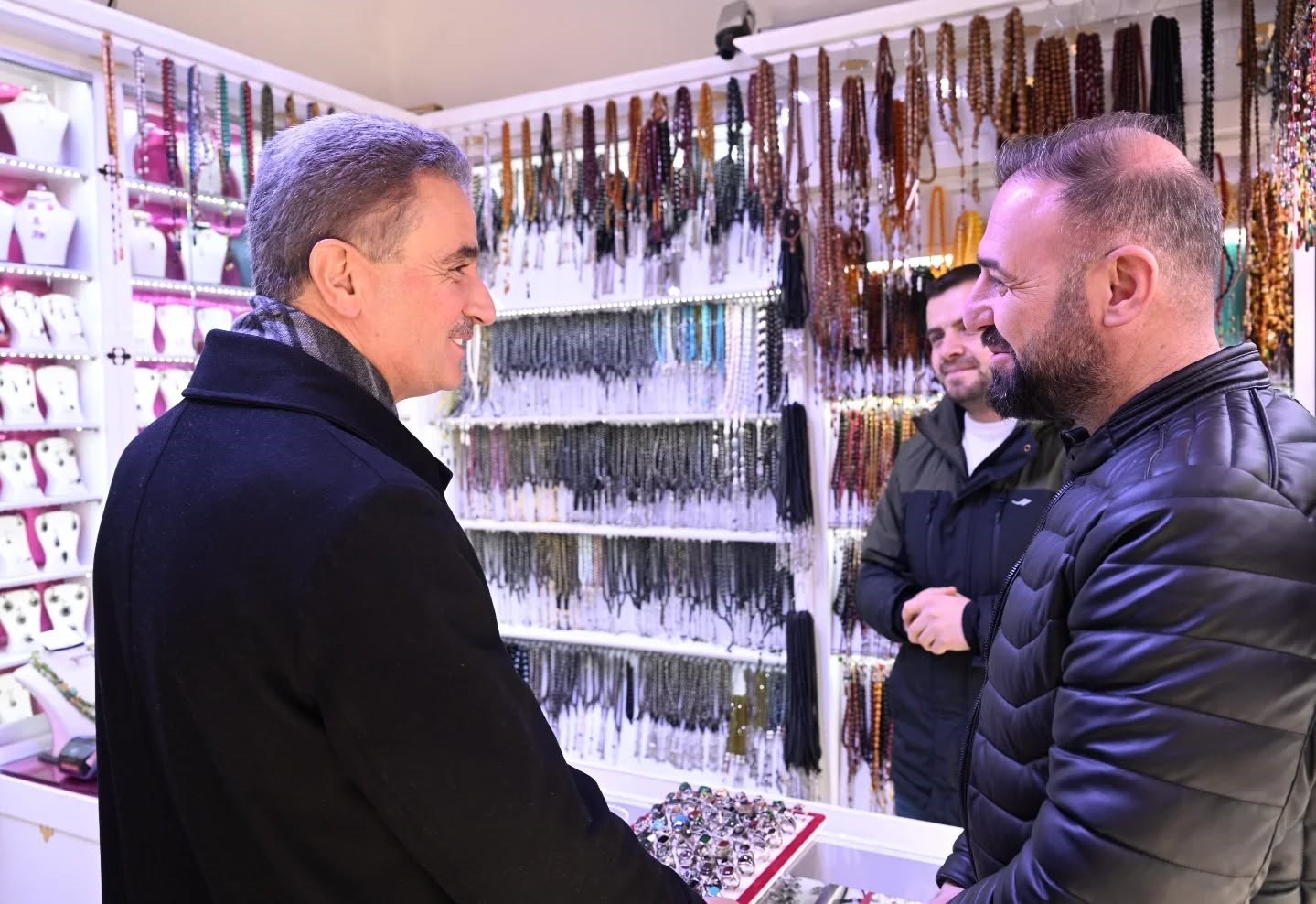 Vali Baruş; "Taşhan el sanatlarını geleceğe taşıyor"
