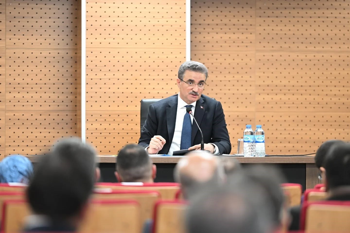 Vali Baruş’a eğitim brifingi
Vali Baruş’a eğitim brifingi