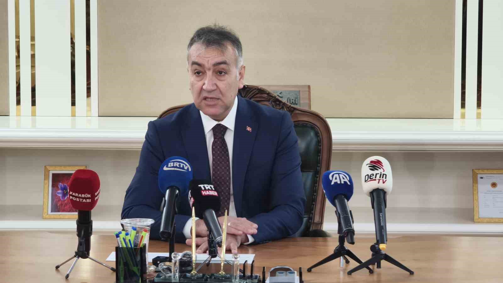 Vali Çağatay, Karabük’te görevine başladı
