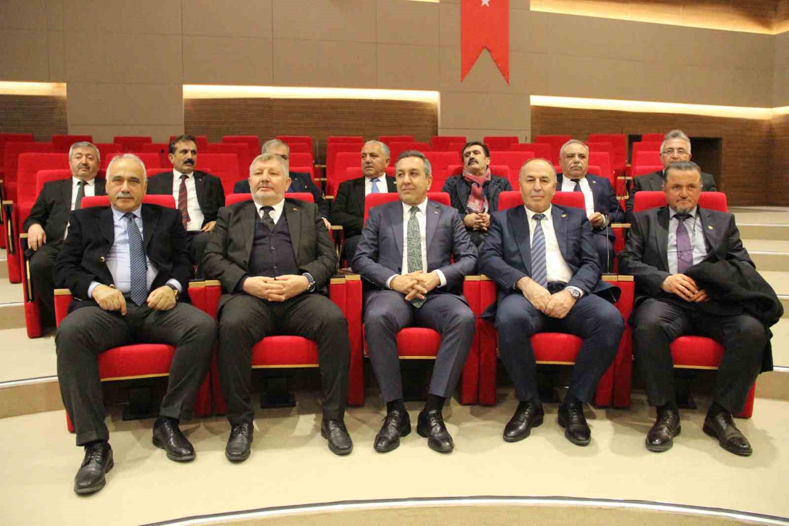 Vali Çalgan: "Ankara-Samsun Hızlı Demir Yolu Projesi’nin Delice-Çorum etabında yüzde 20 iş bitirme gerçekleşti"
