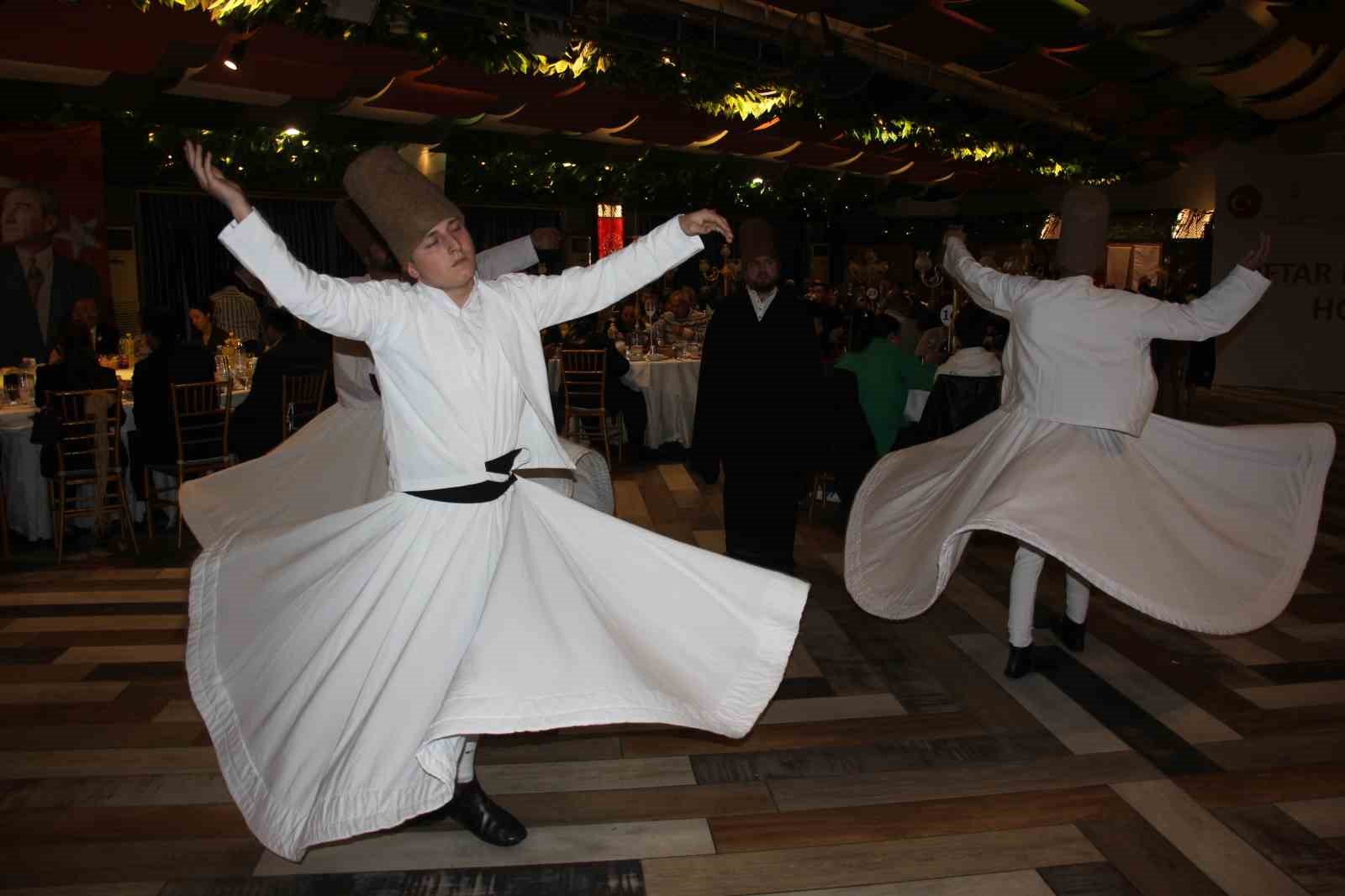 Vali Canbolat şehit ve gazi aileleriyle iftarda buluştu
