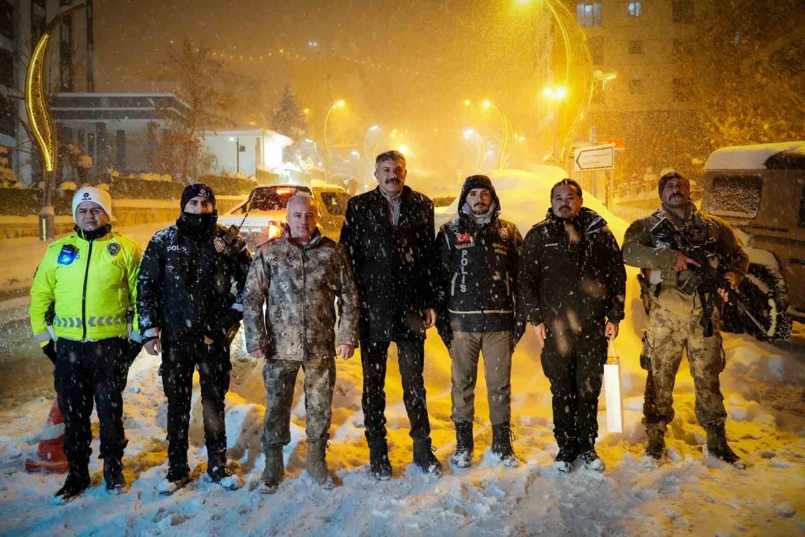 Vali Çelik’ten yeni yıl ziyaretleri
