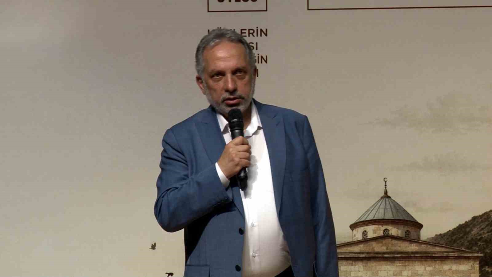 Vali Çiçek: "Talas, neresine giderseniz gidin sizinle konuşan bir yer"
