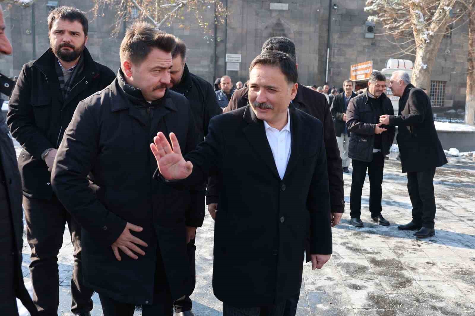 Vali Çiçek’ten yılın ilk mesai gününde saha ziyareti
