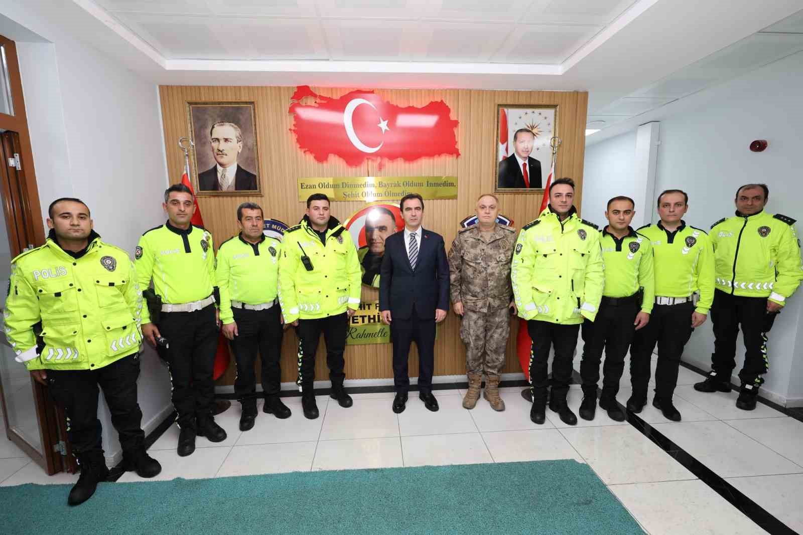 Vali Karakaya’dan yeni yıl ziyaretleri
