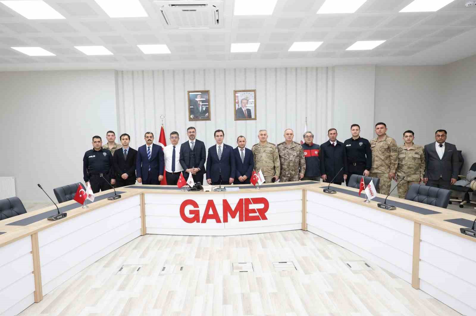 Vali Karakaya’dan yeni yıl ziyaretleri
