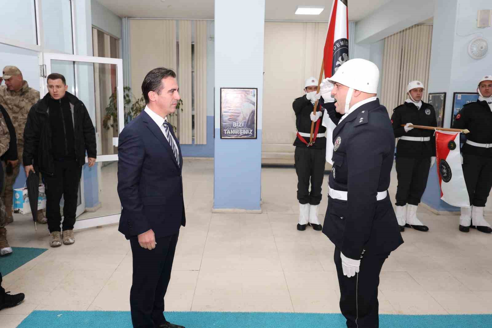 Vali Karakaya’dan yeni yıl ziyaretleri
