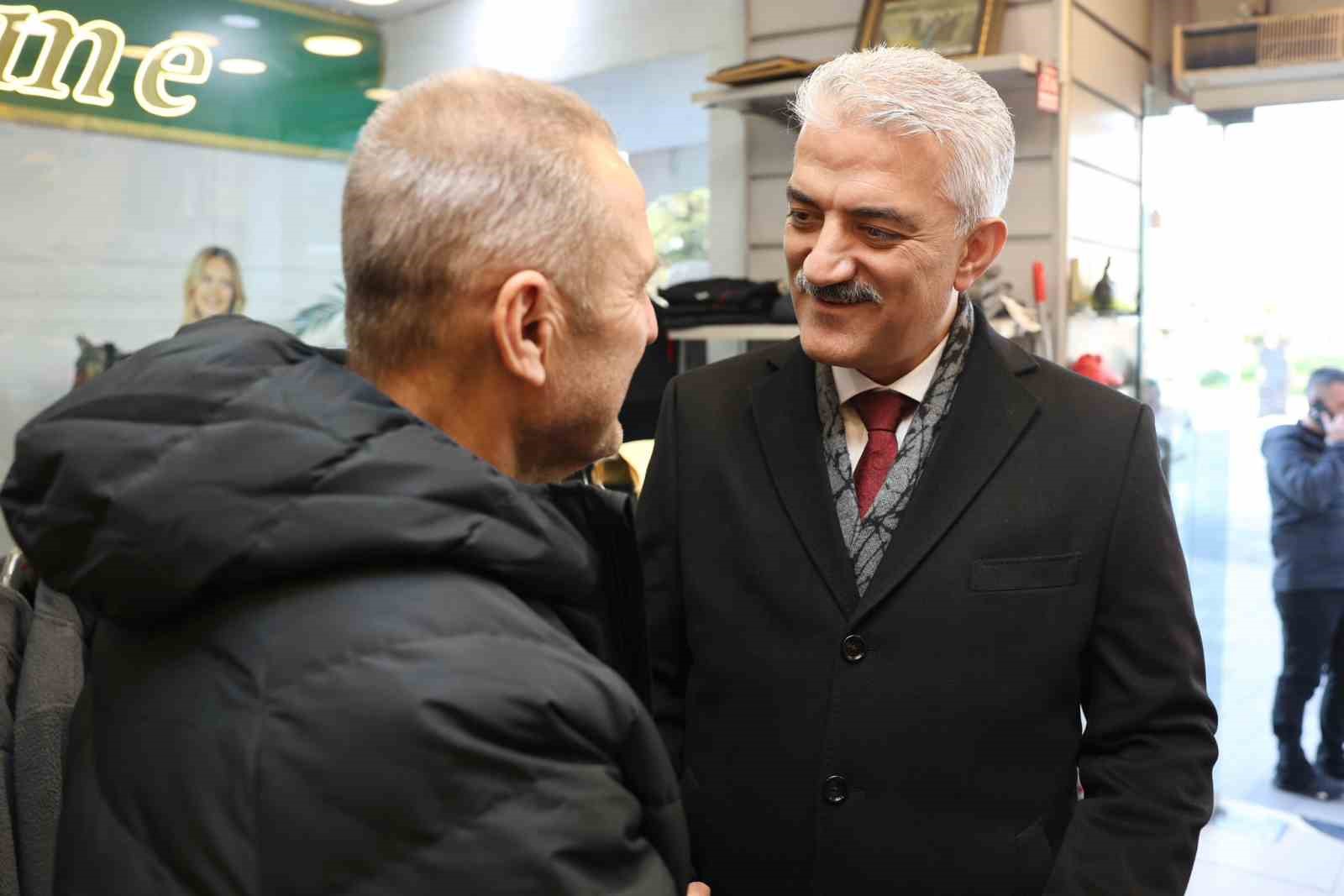 Vali Makas esnafla hasbihal etti
