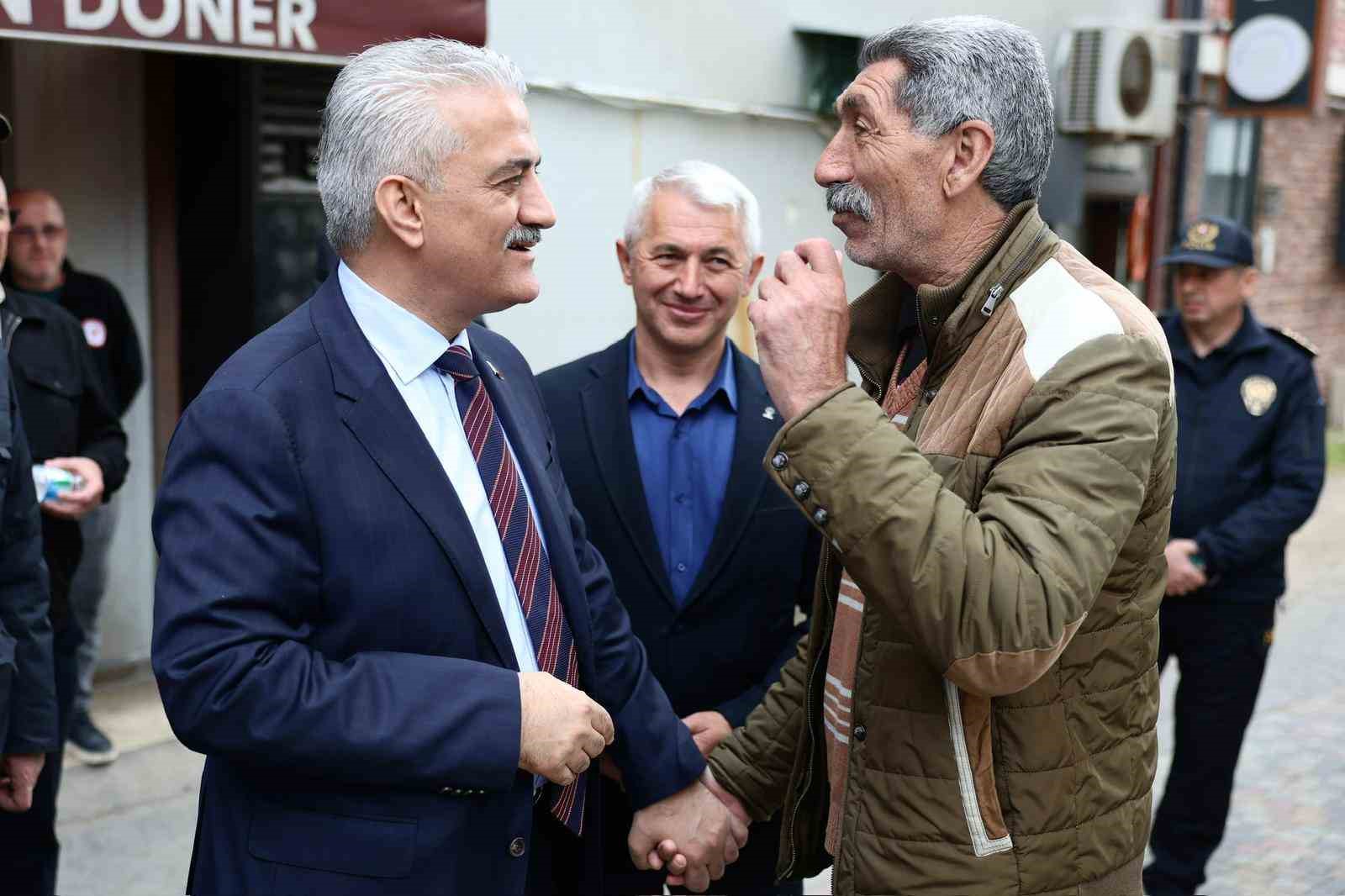 Vali Makas’tan Akçakoca esnafı ile hasbihal etti
