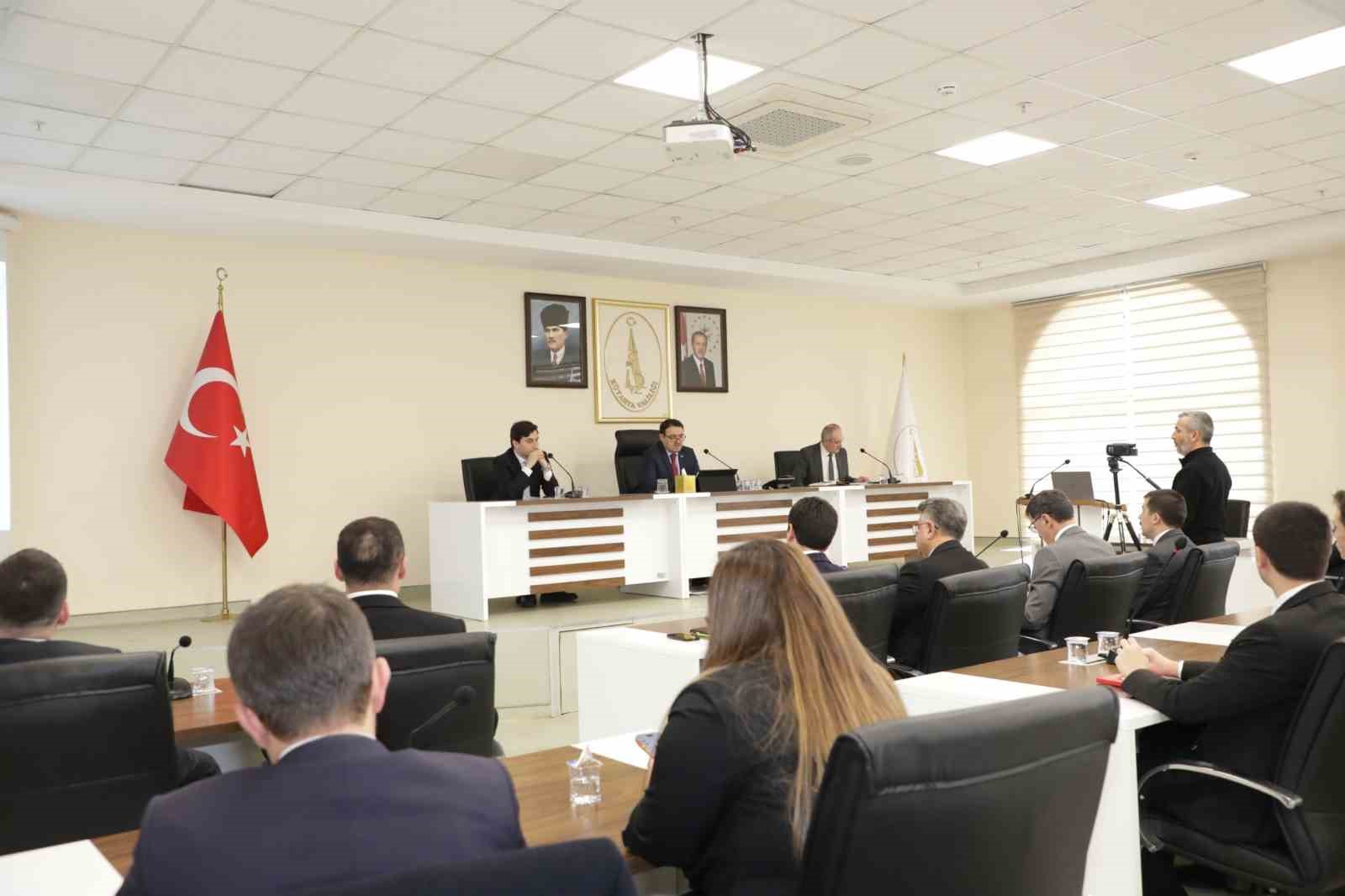 Vali Musa Işın: "Yatırımlar, 2026 yılında da yeni ödeneklerle kaldığı yerden devam edecek"
