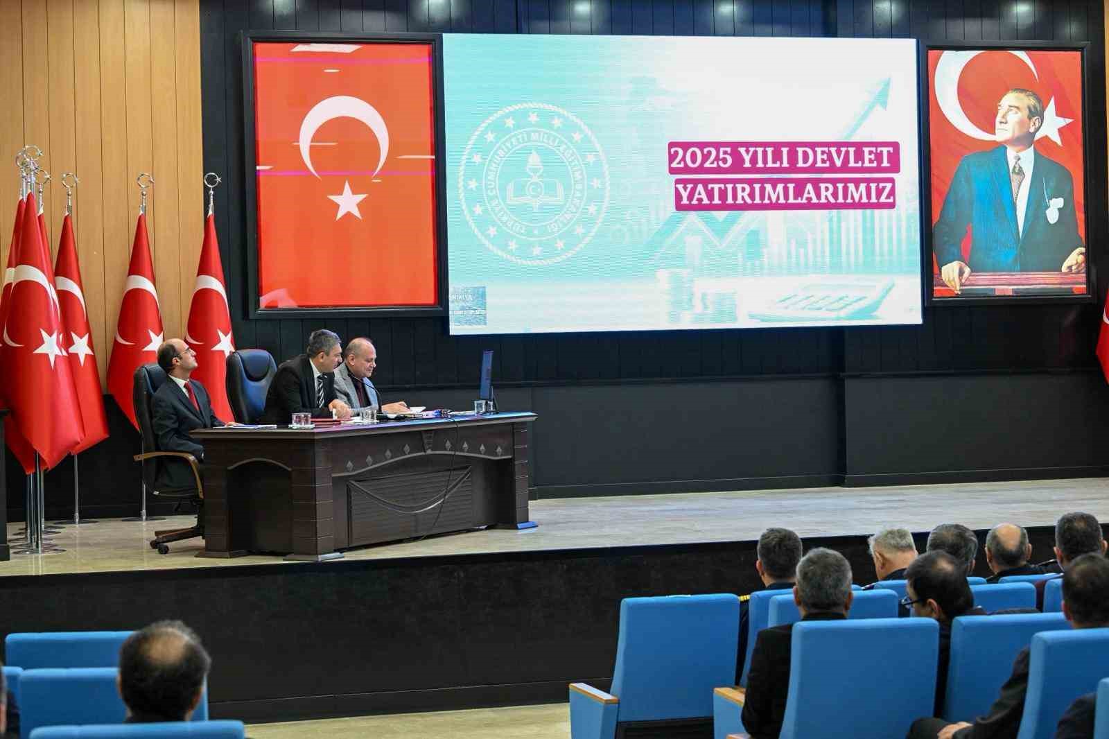 Vali Şahin: "COP31, Antalya’ya çok önemli katkılar sağlayacak"
