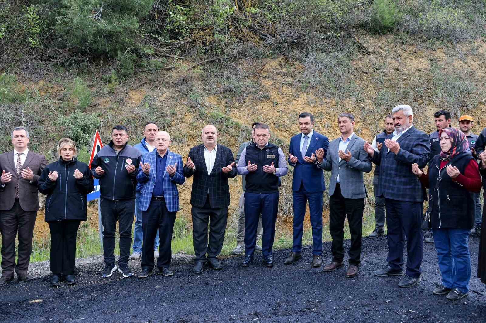 Vali Sözer, asfalt serim çalışmalarını yerinde inceledi
