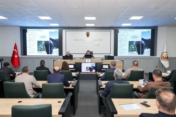 Vali Sözer, İl Genel Meclisi toplantısına katıldı
