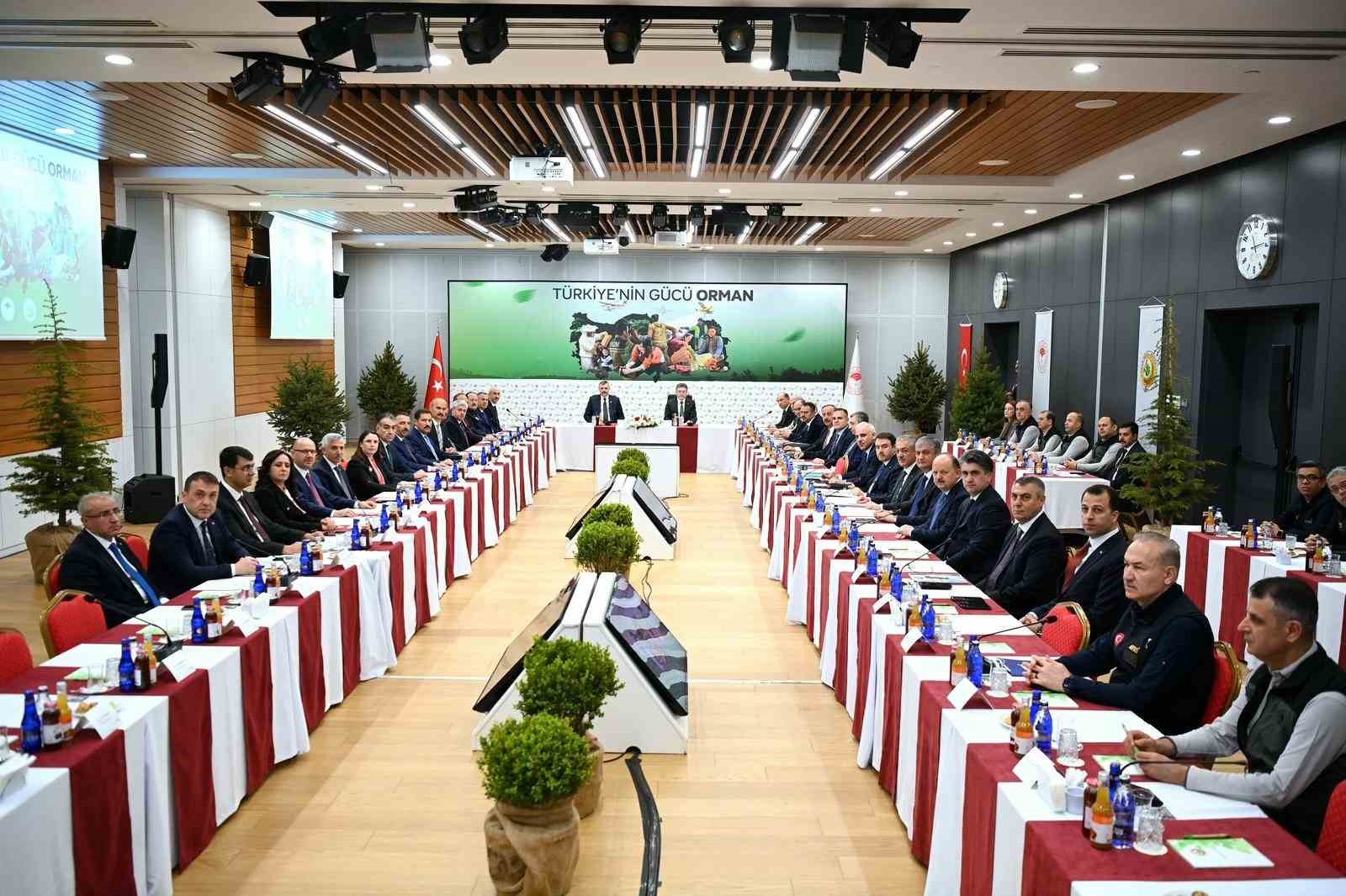 Vali Sözer, Orman Yangınları Koordinasyon Toplantısına katıldı
