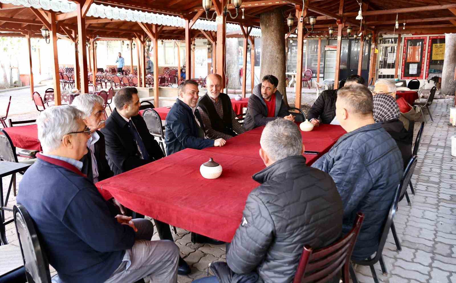 Vali Sözer, Söğüt’te esnaf ve vatandaşlar ile bir araya geldi
