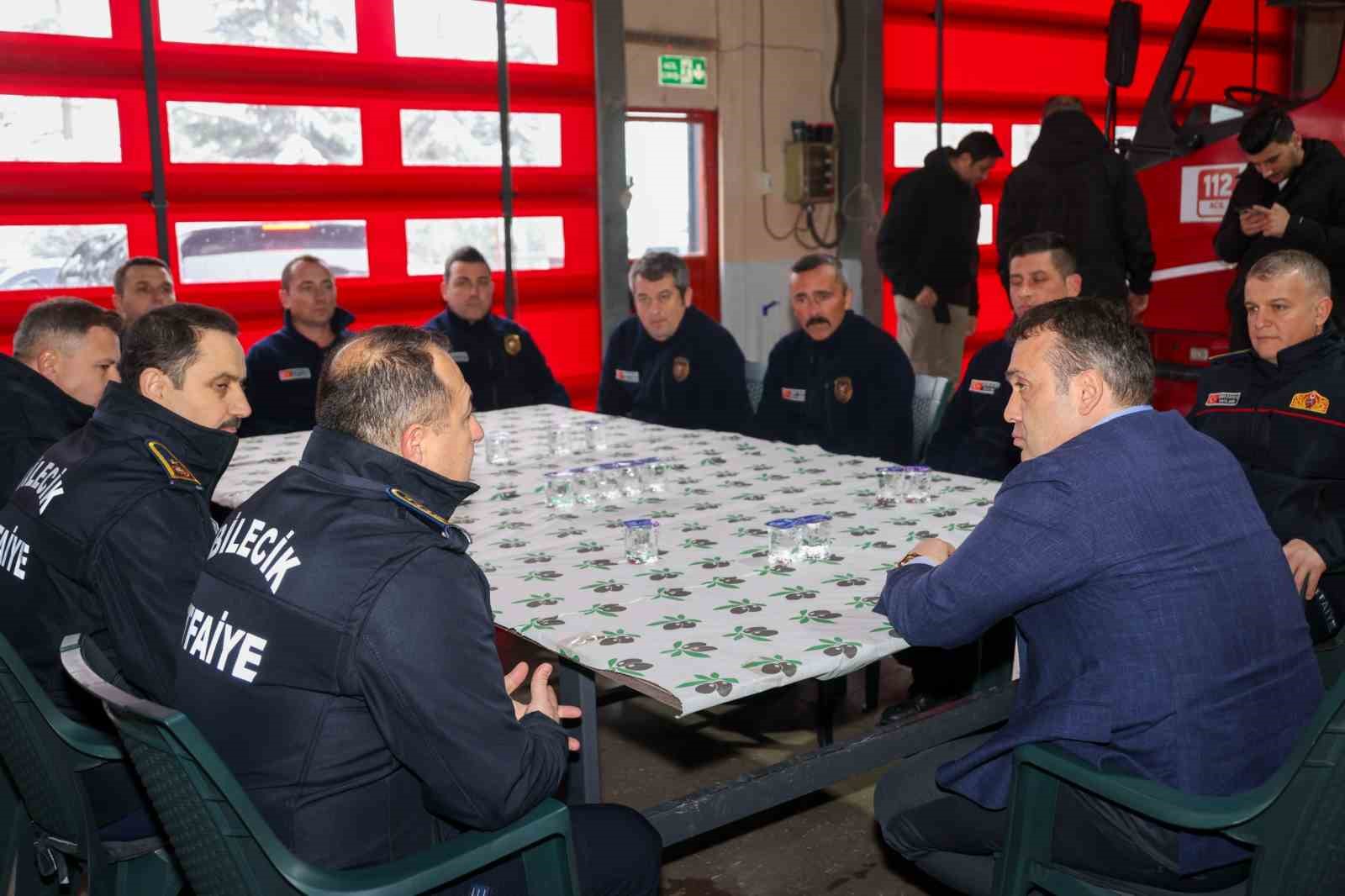 Vali Sözer’den Çocuk Evleri Sitesi ve huzurevini ziyaret
