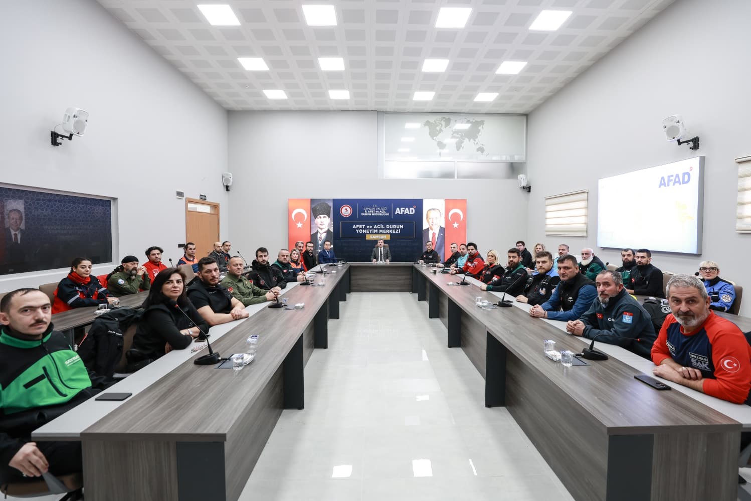 Vali Tavlı’dan 6 Şubat depremlerinin 3. yılında birlik ve dayanışma vurgusu
