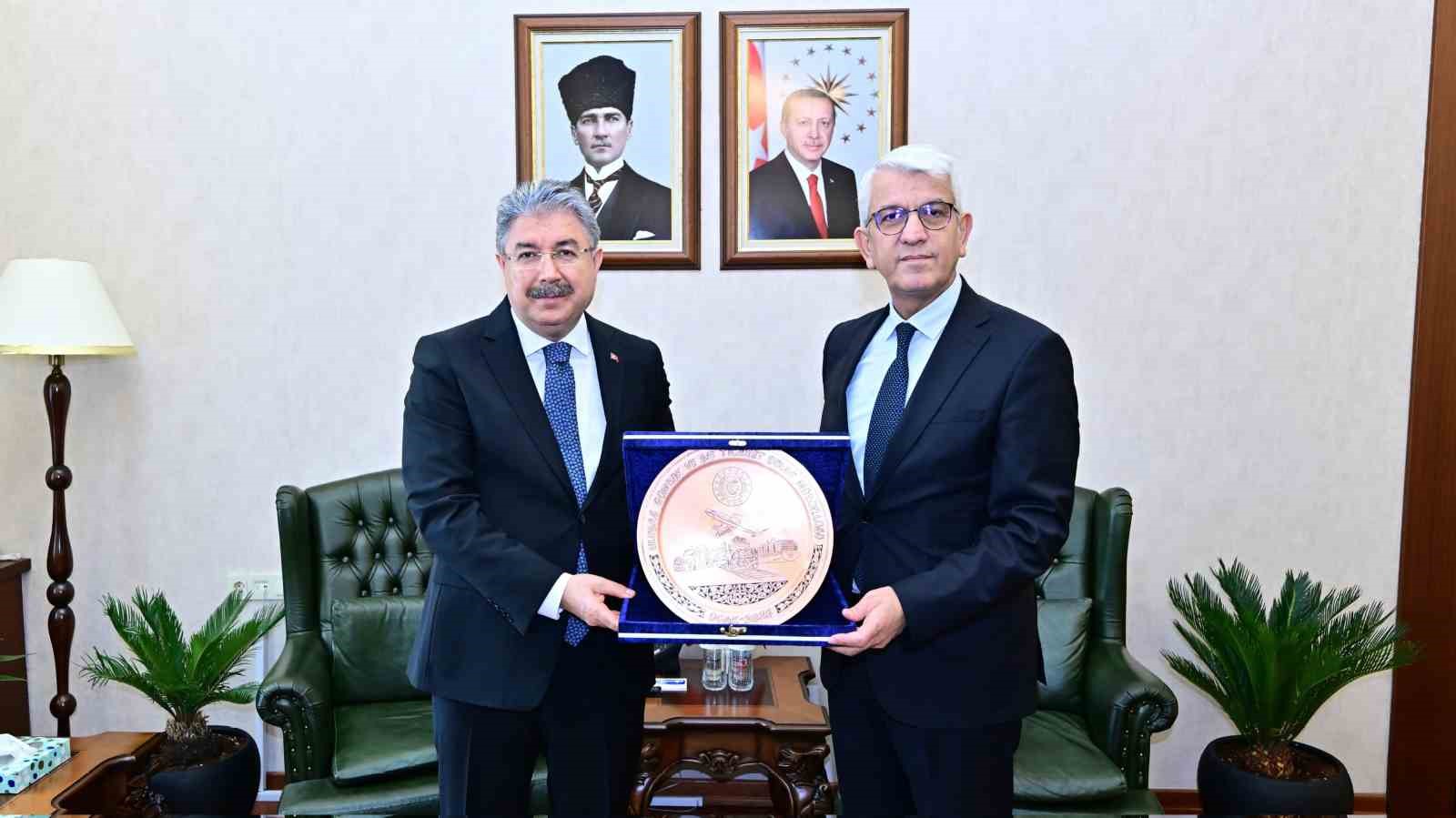 Vali Yılmaz’a ’26 Ocak Dünya Gümrük Günü’ ziyareti
