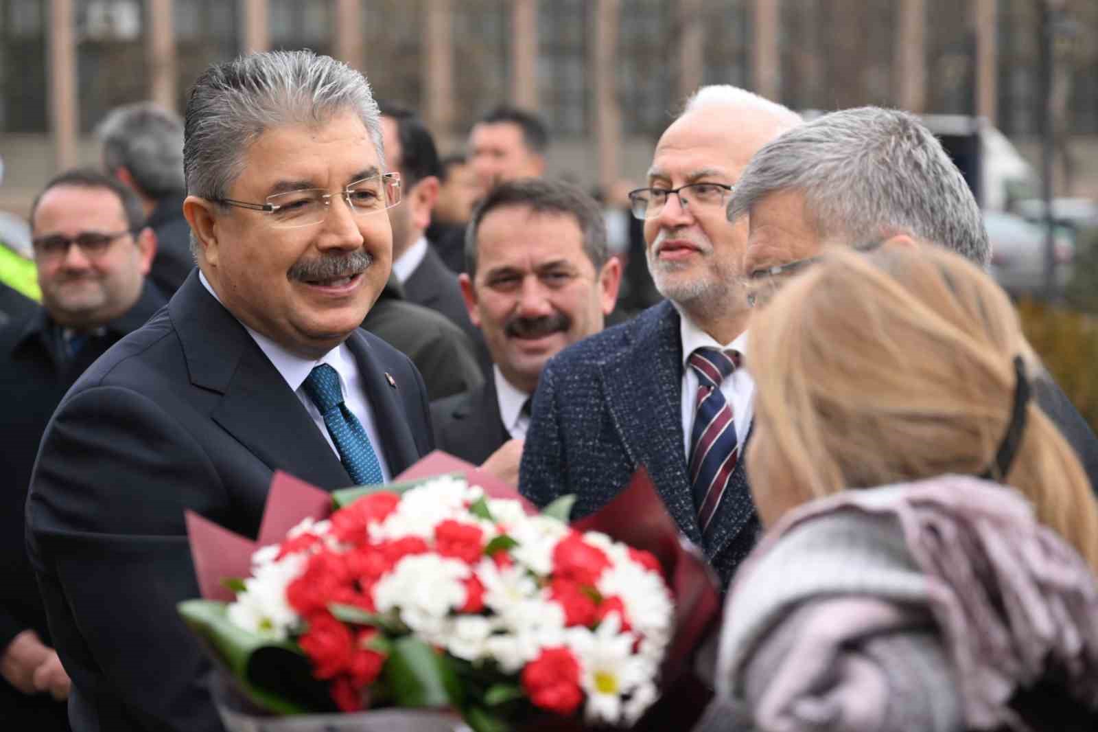 Vali Yılmaz’dan anlamlı başlangıç
