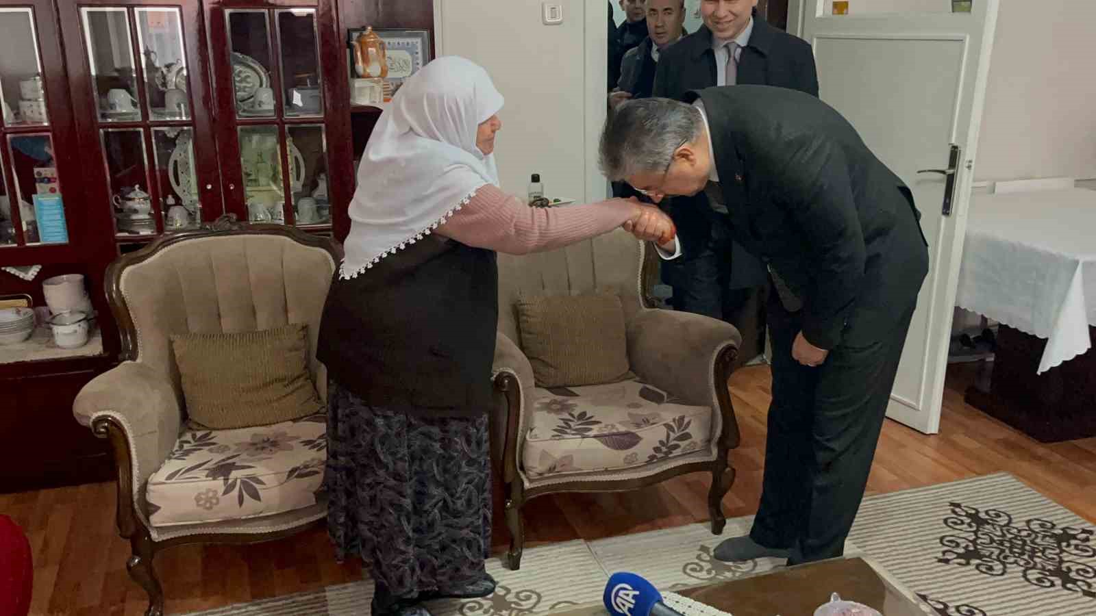 Vali Yılmaz’dan vefa ziyareti
