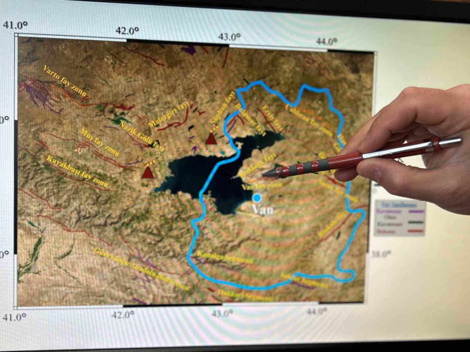 Van Gölü Havzası’nın sismik risk haritası çıkarıldı
