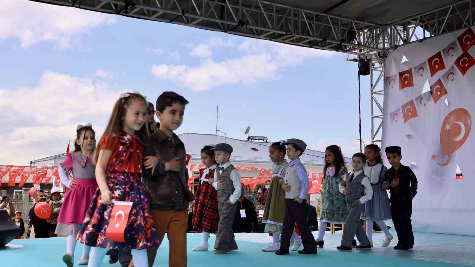 Van’da 23 Nisan Ulusal Egemenlik ve Çocuk Bayramı kutlandı
