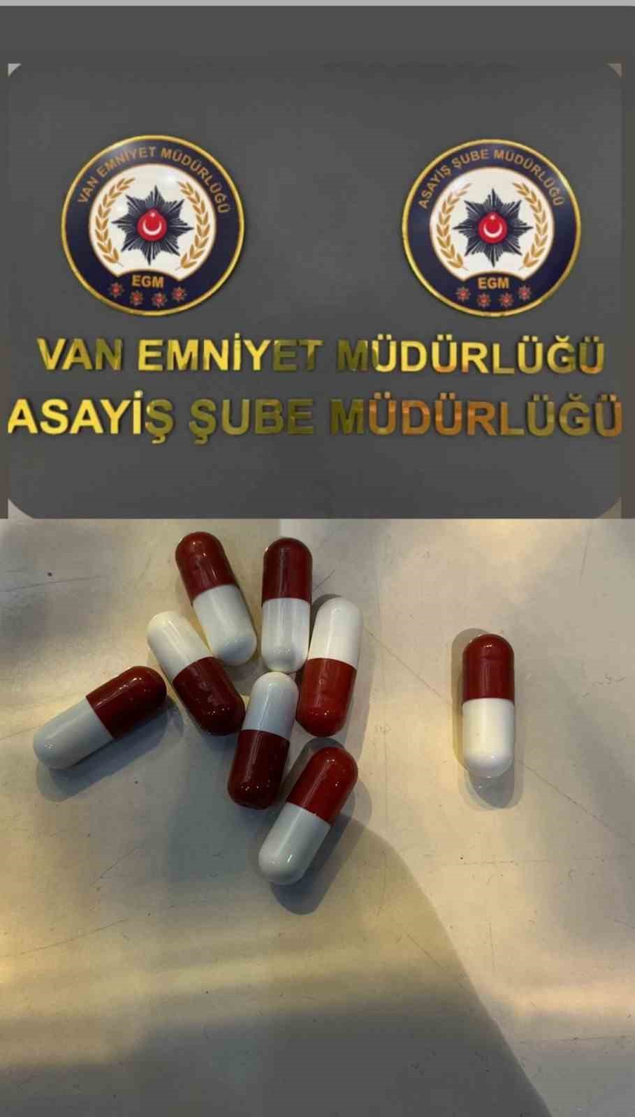 Van’da 43 şahıs adli makamlarca tutuklandı
