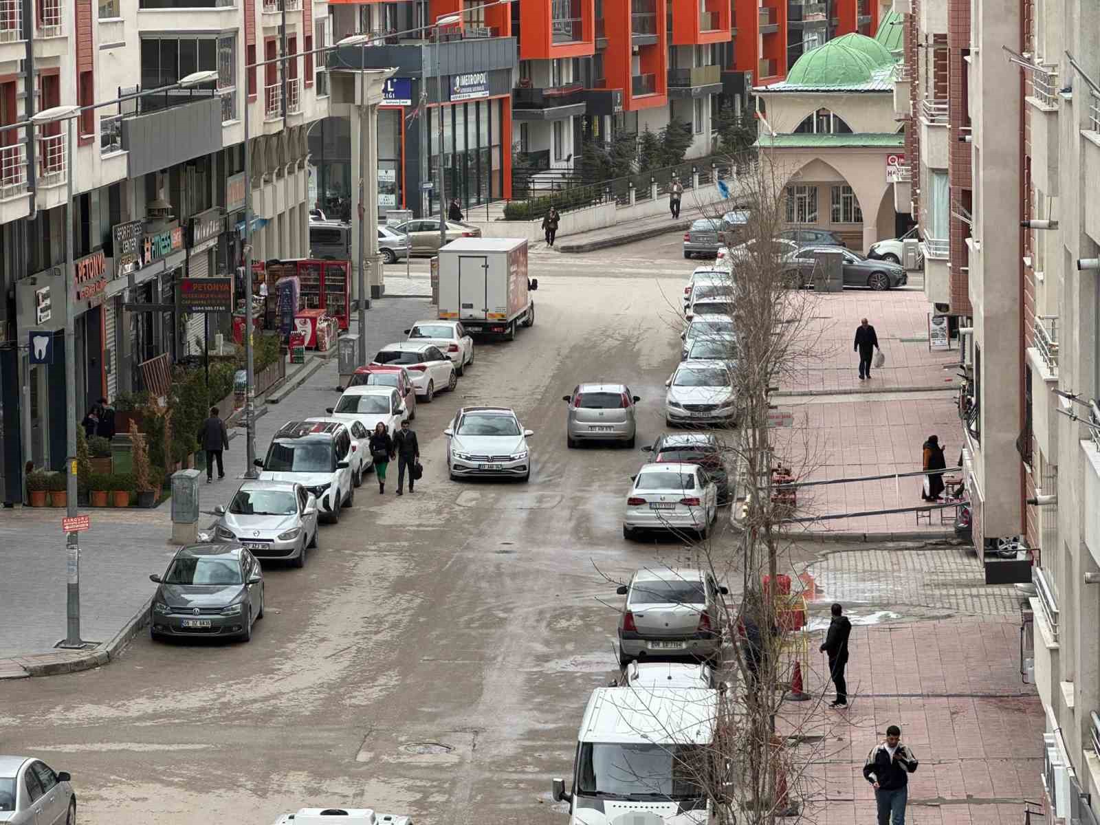 Van’da 5.2 büyüklüğünde deprem
