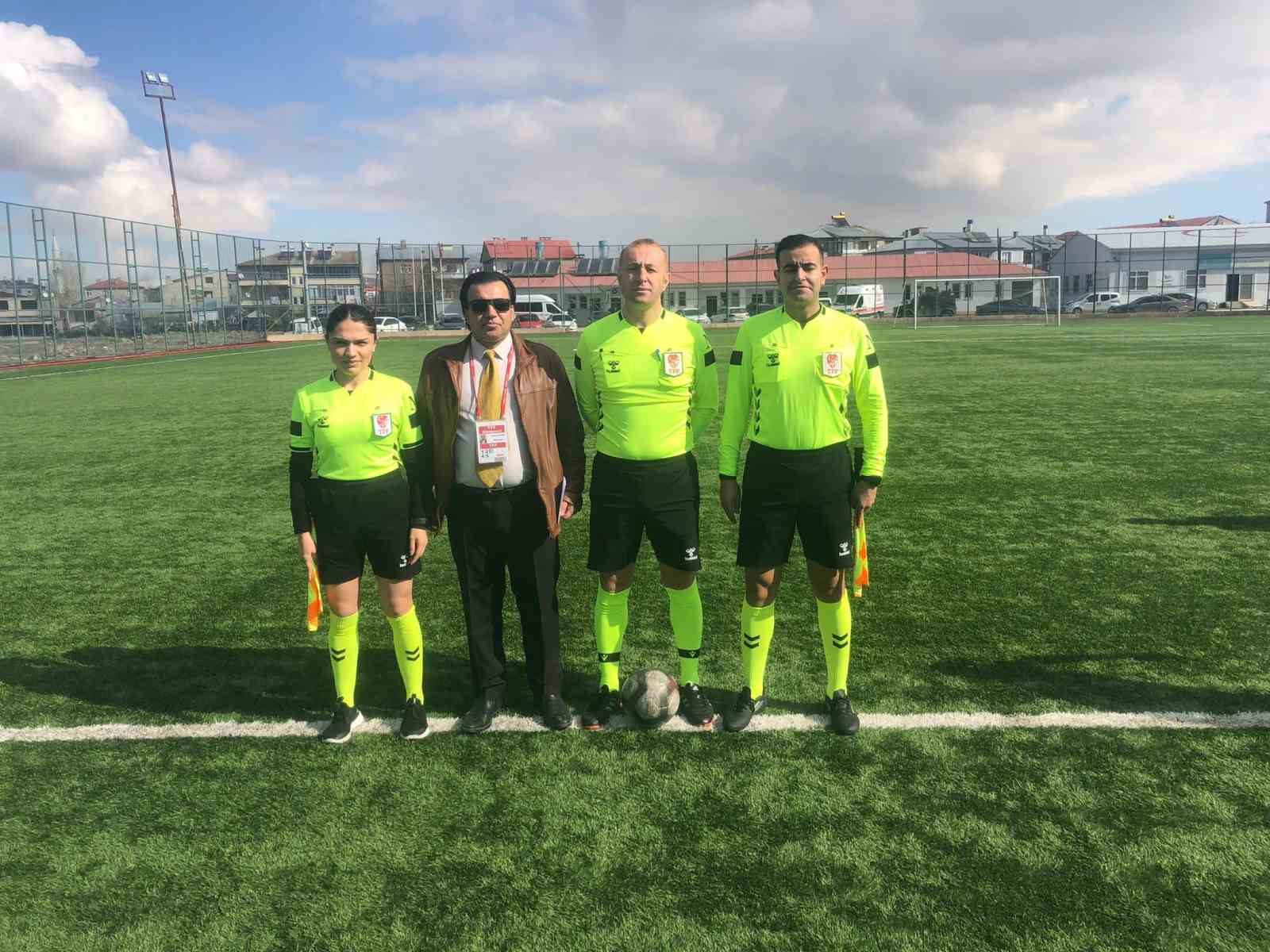 Van’da amatör futbol maçları devam ediyor
