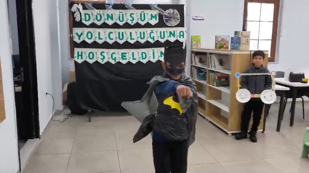 Van’da atıklar sanata dönüşüyor
