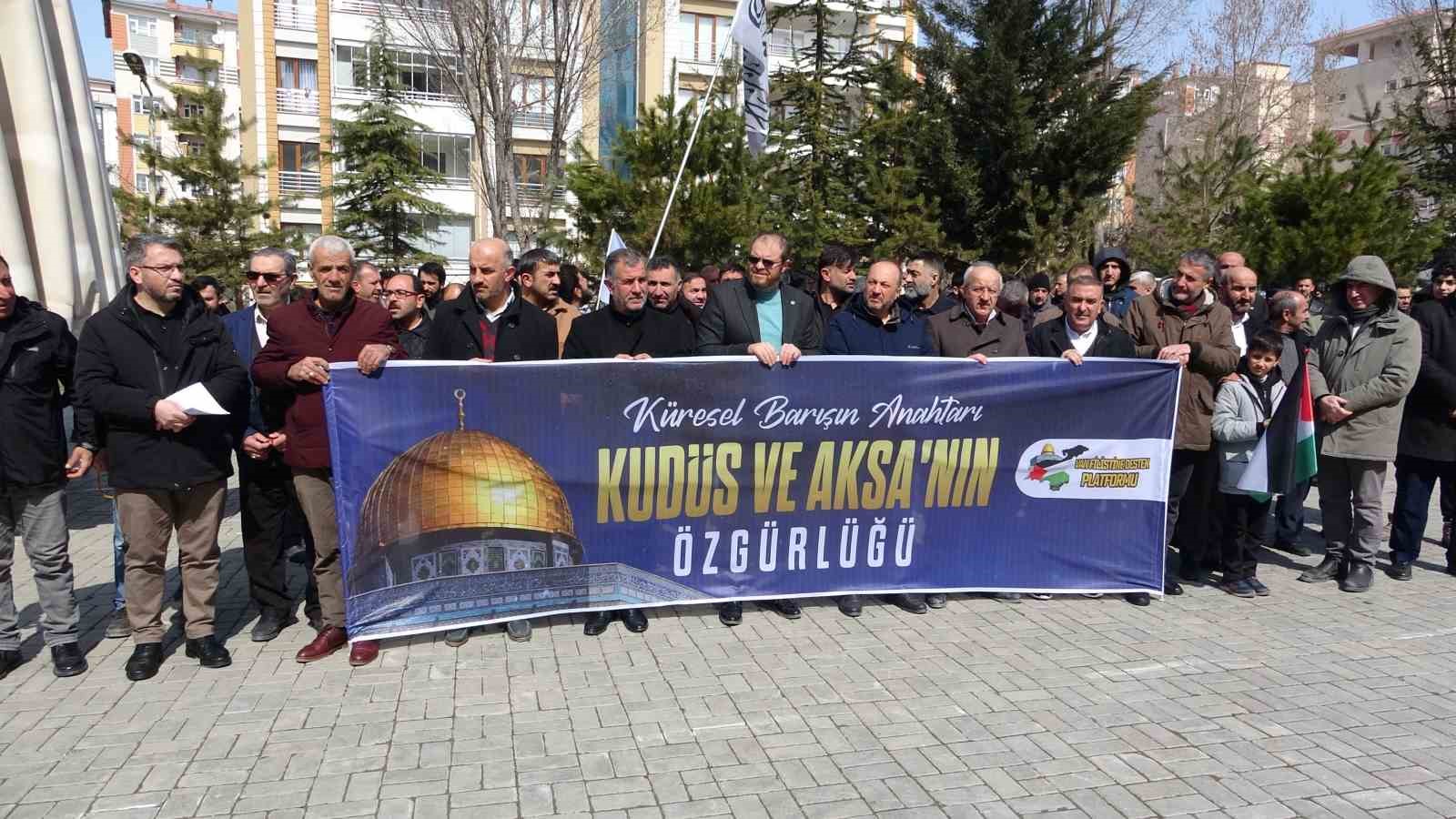 Van’da "Dünya Kudüs Günü" açıklaması
