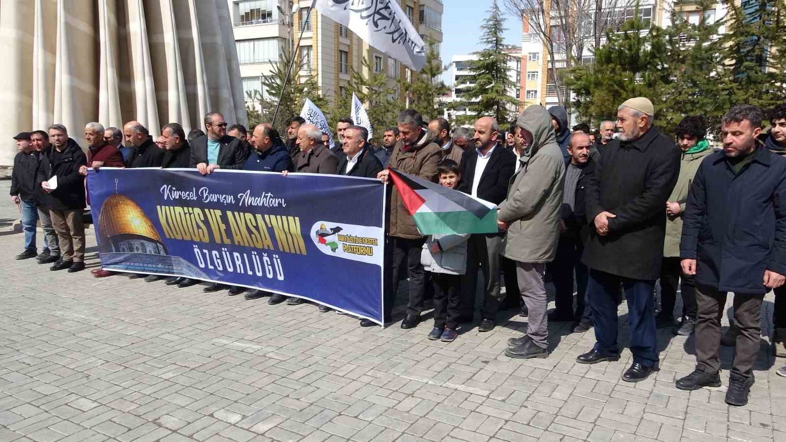 Van’da "Dünya Kudüs Günü" açıklaması
