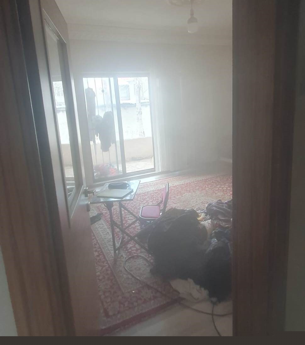 Van’da ev yangını
