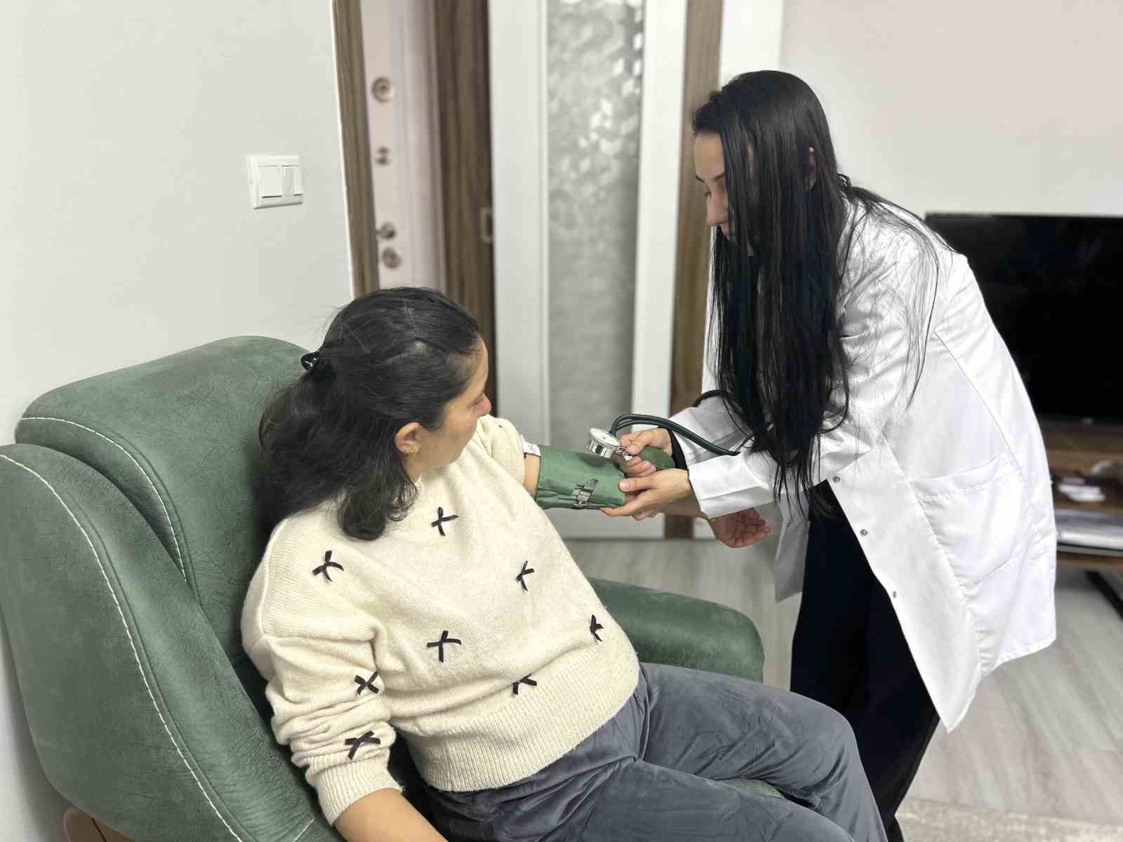 Van’da ‘Her Gebeye Bir Ebe’ dönemi: 6 bin anne adayına ulaşıldı
