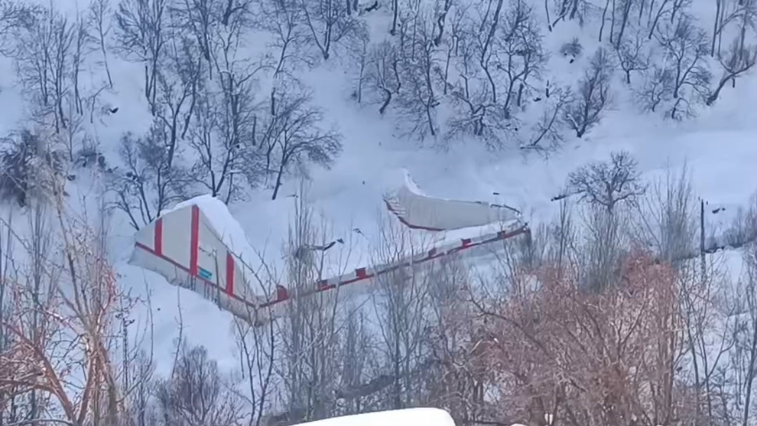 Van’da kardan dolayı kapanan 625 yoldan 408’i açıldı
