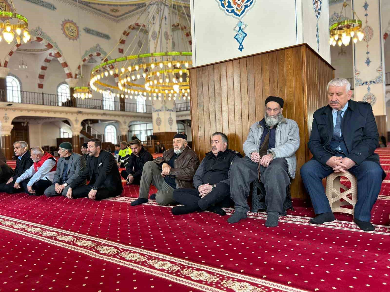 Van’da şehitler için Mevlid-i Şerif programı düzenlendi
