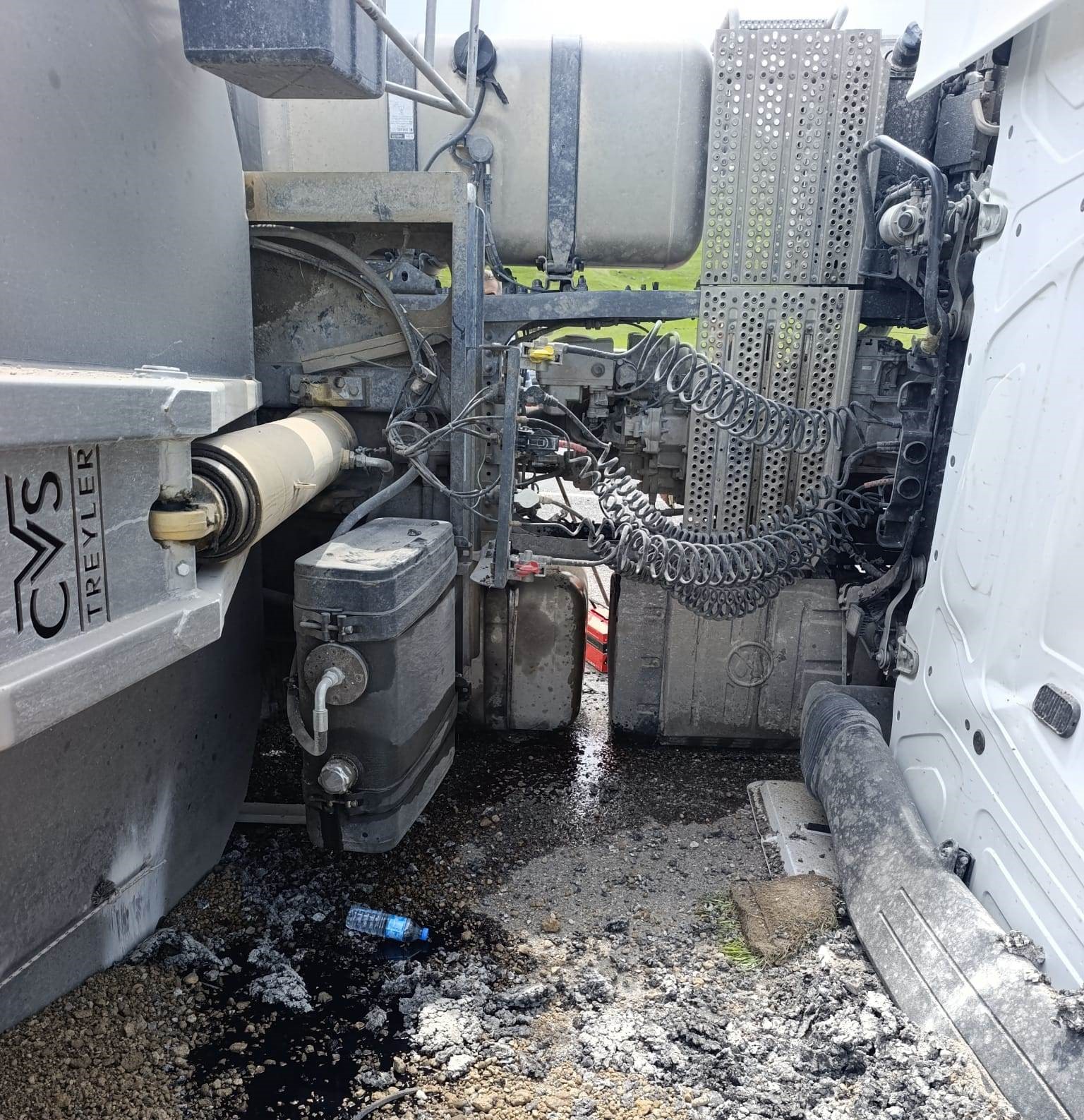 Van’da tır devrildi: 1 yaralı
