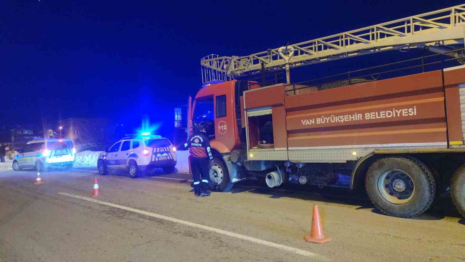 Van’da trafik kazası: 3 yaralı
