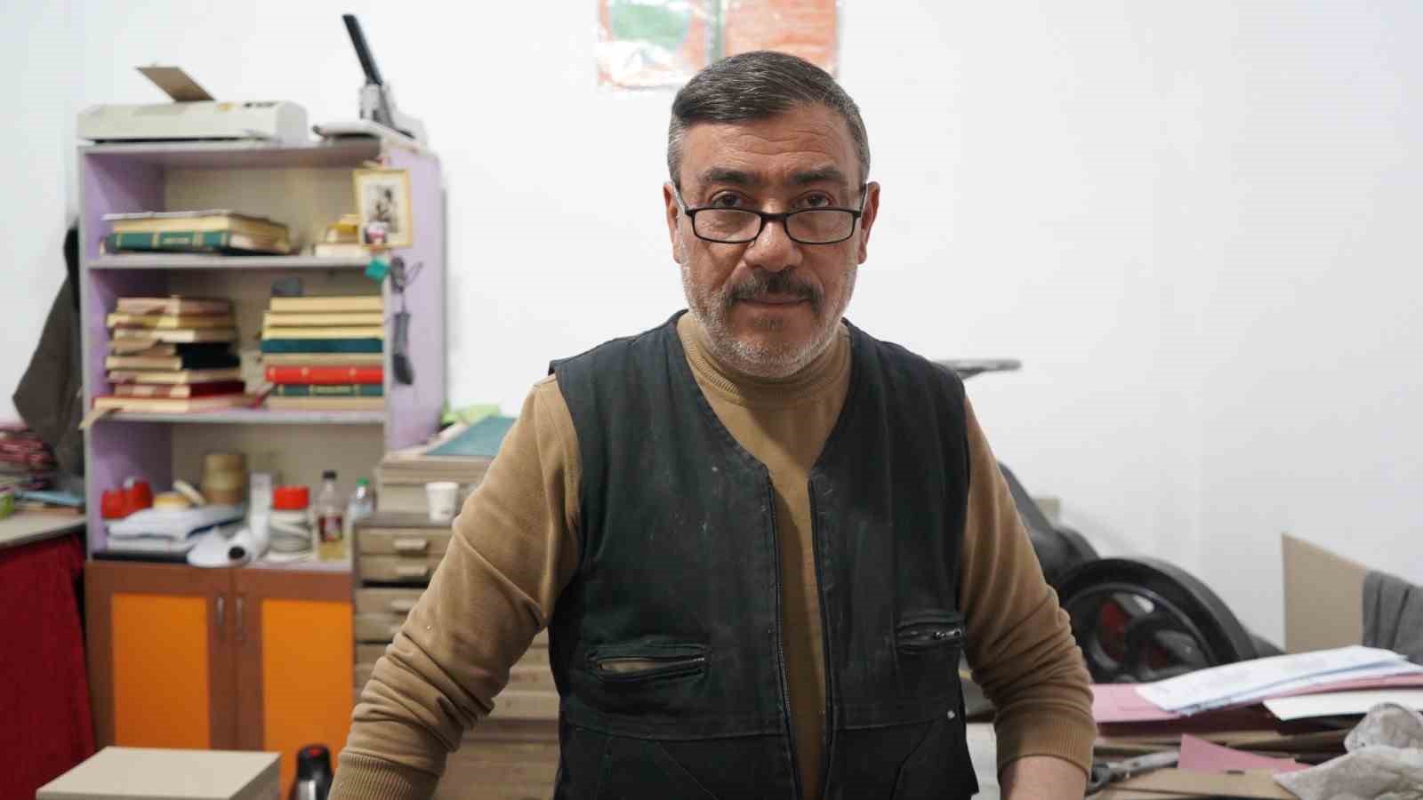 Vanlı cilt ustası yarım asırlık zanaatını teknolojiye karşı koruyor
