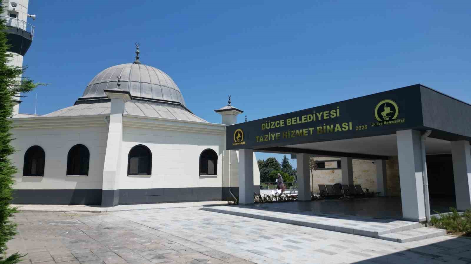 Vatandaşın en zor gününde yanında
Vatandaşın en zor gününde yanında