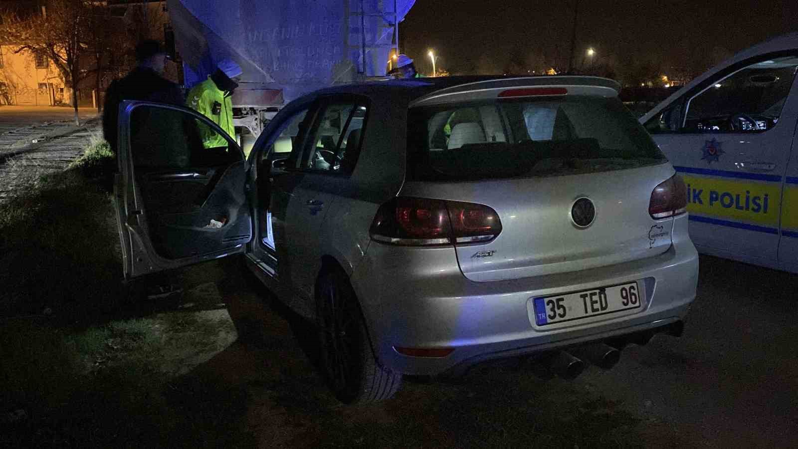 Vatandaşların ihbarı üzerine yakalandı: Abartı egzozlu araç trafikten menedildi
