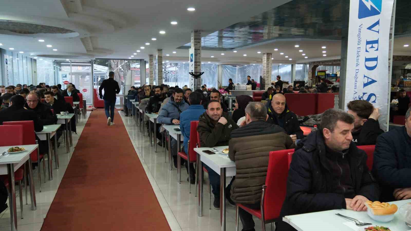 VEDAŞ, çalışanlarıyla iftar sofrasında buluştu
