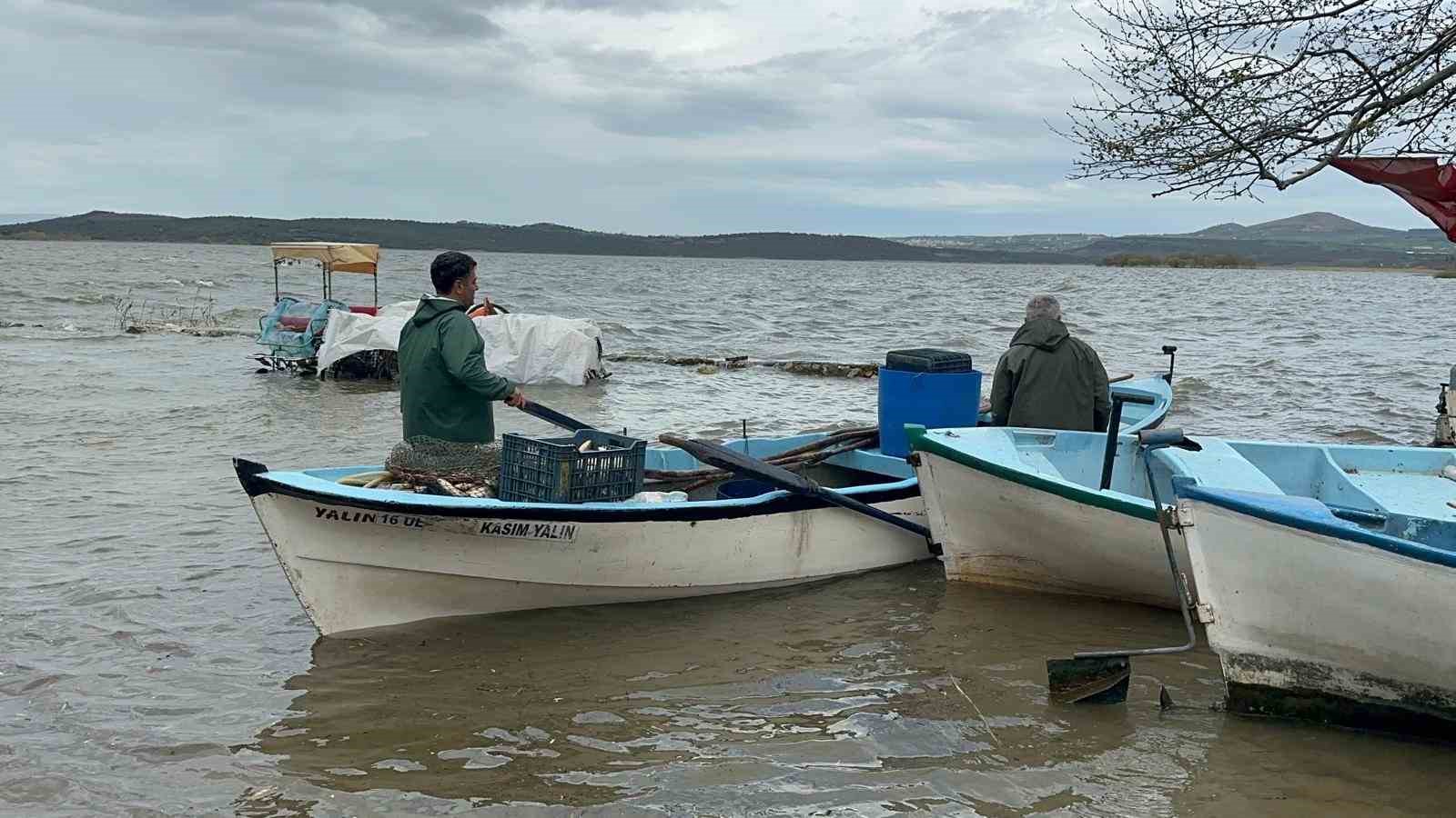 "Velhasıl sudan ibaret Bursa"nın dağı ovası suyla doldu
