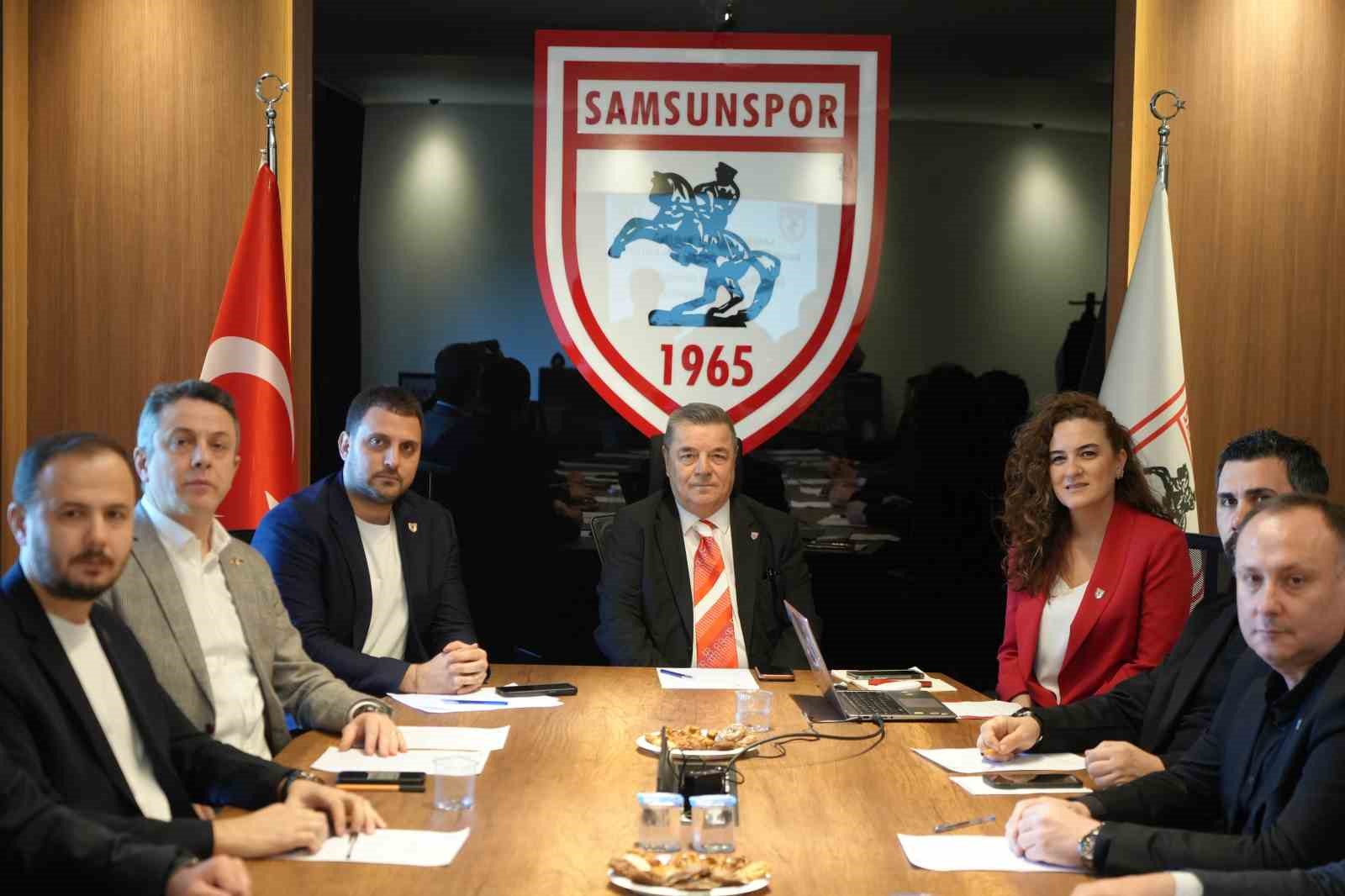 Veysel Bilen: "Samsunspor Kulübü’nün herhangi bir kurum, oyuncu ya da kuruluşa borcu yok"
