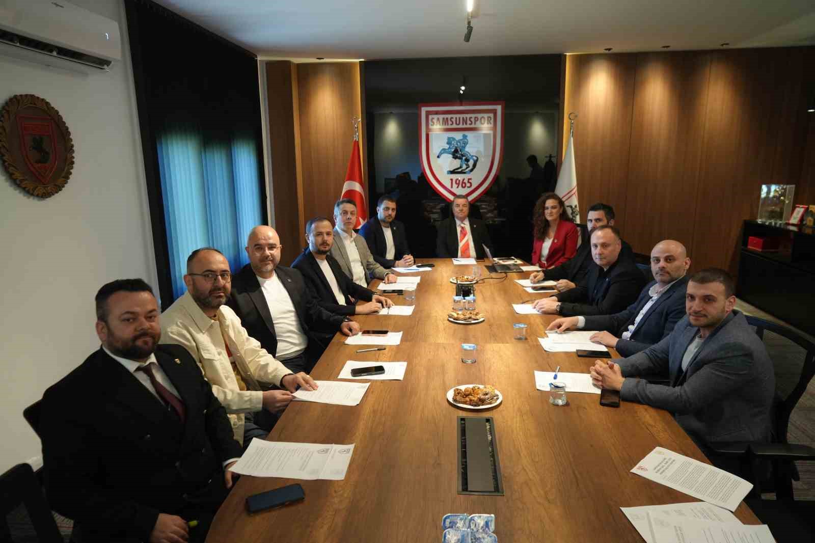 Veysel Bilen: "Samsunspor Kulübü’nün herhangi bir kurum, oyuncu ya da kuruluşa borcu yok"
