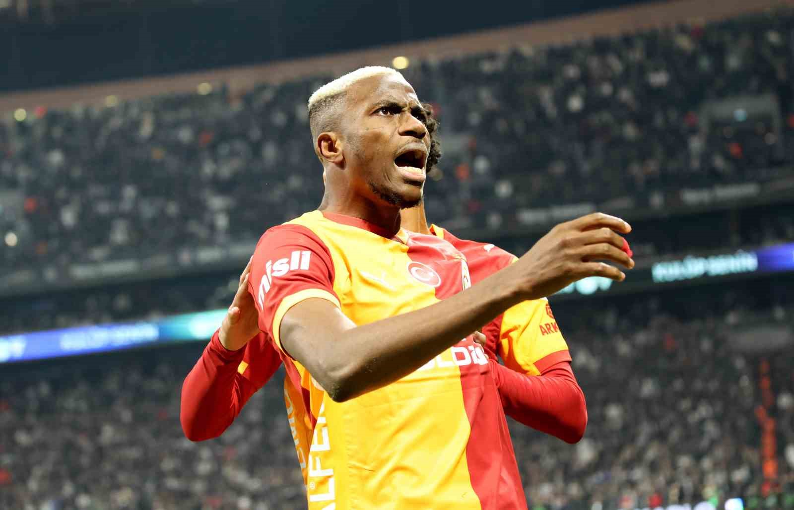 Victor Osimhen, bu sezonki 18. golünü attı
