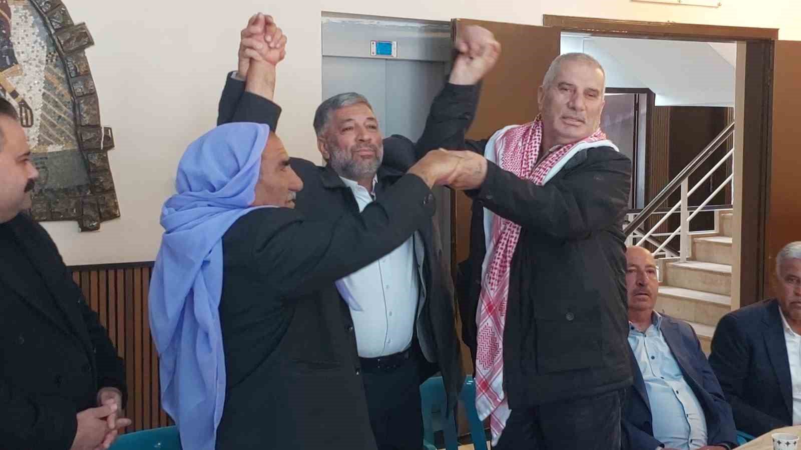 Viranşehir’de 2 kişinin öldüğü olay barışla son buldu
Viranşehir’de 2 kişinin öldüğü olay barışla son buldu