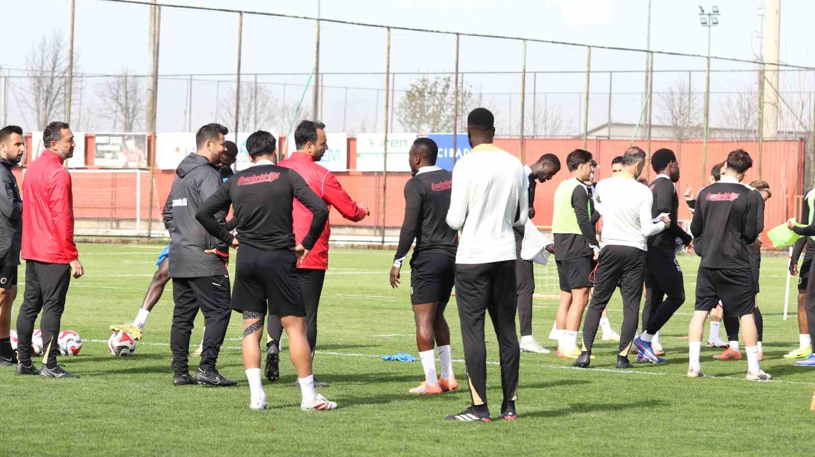 Volkan Demirel: "Göztepe maçı, bu sezonun en önemli maçı"
