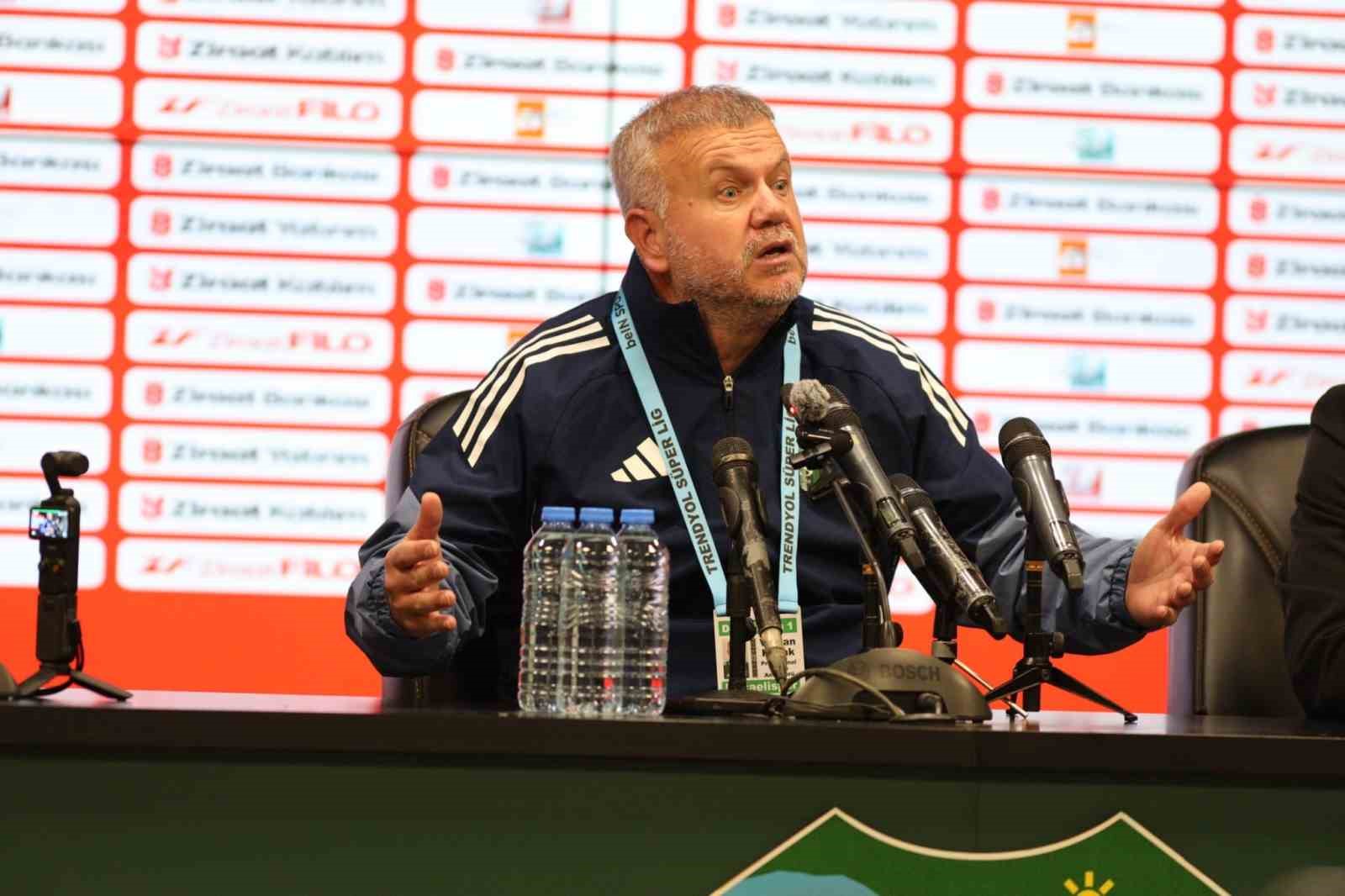 Volkan Kazak: "Tutarlı ve adaletli yönetim istiyoruz"
