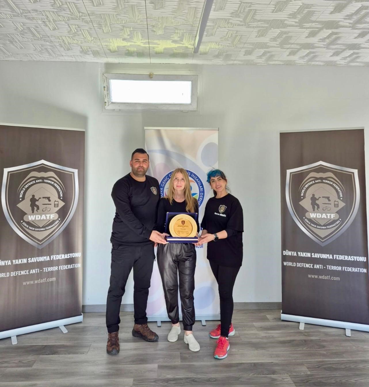 WDATF Dünya Yakın Savunma Federasyonu’ndan kadınlara şiddetsiz yakın savunma eğitimi
